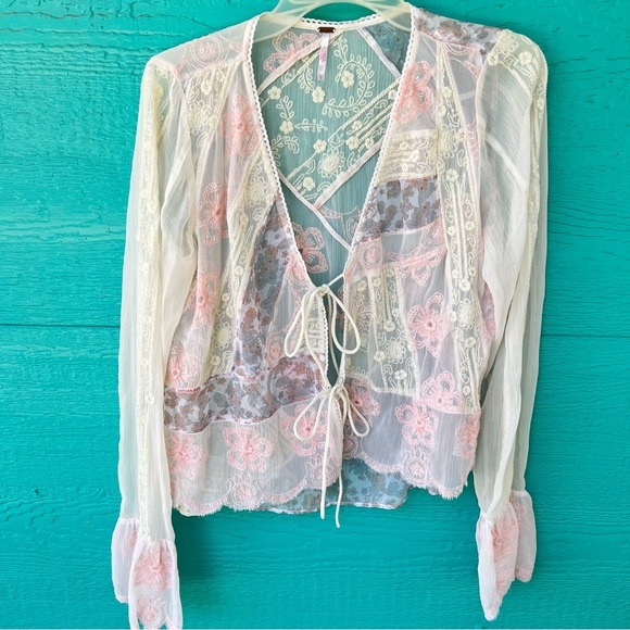 FREE PEOPLE X REVOLVE Bloomfield Patched SHEER EMBROIDERED Top SIZE LARGE EUC - Picture 2 of 12